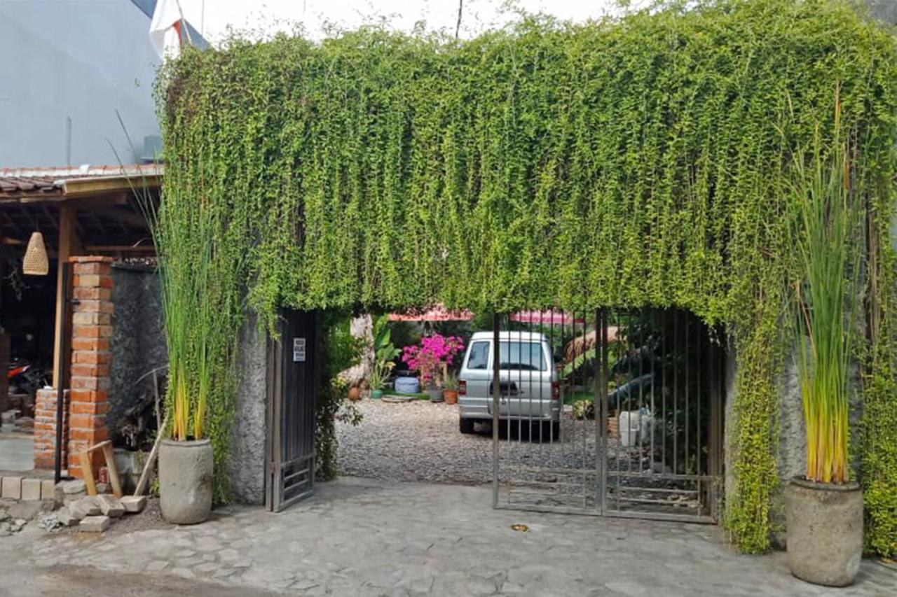 Oyo 3901 Kubu Kenak Hotel Seminyak  Ngoại thất bức ảnh